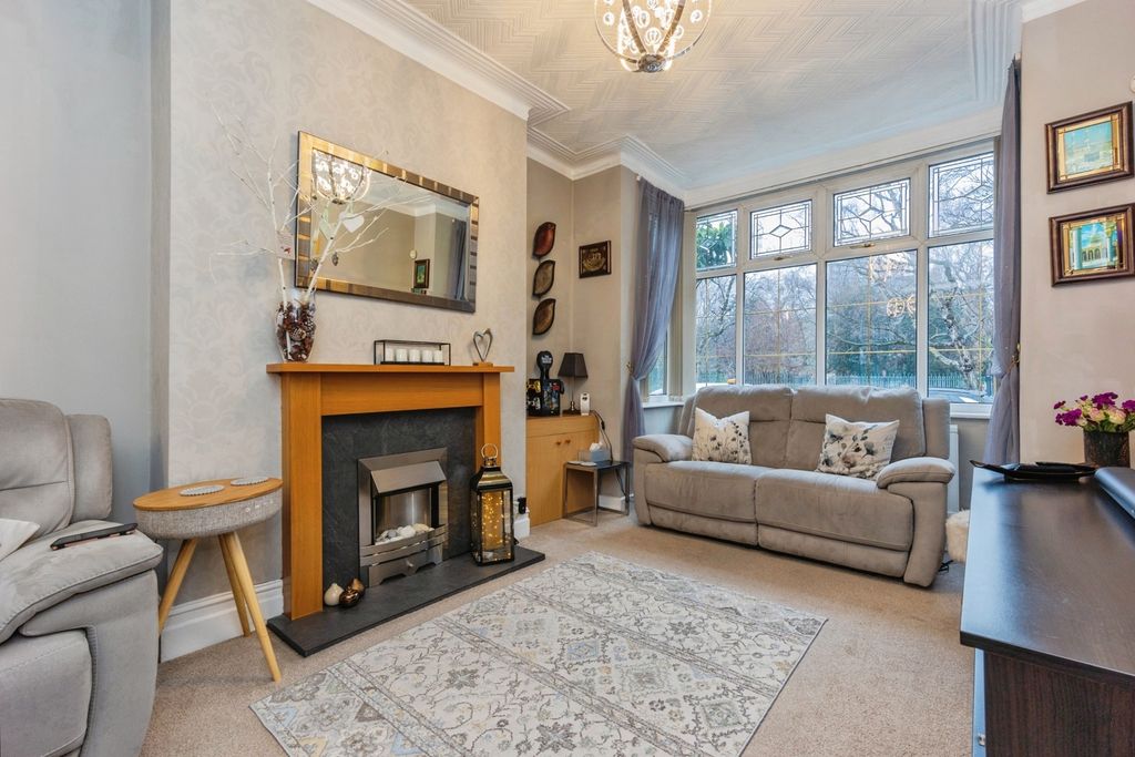 Property photo 2 of 26 Pbox-Img.Jpg