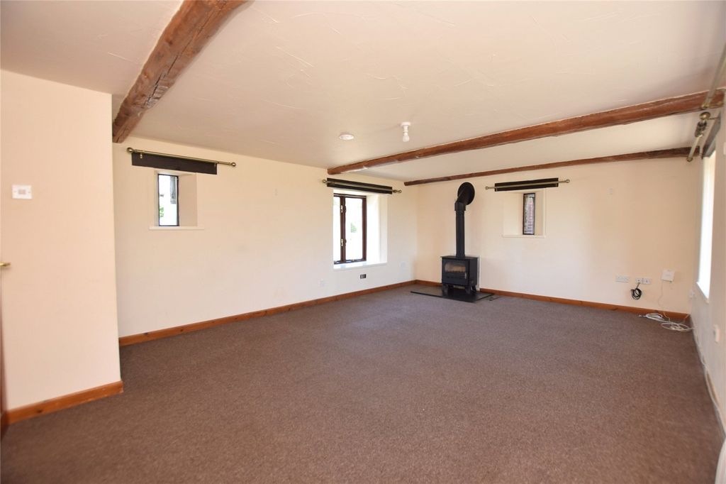 Property photo 3 of 20 Picture No. 20