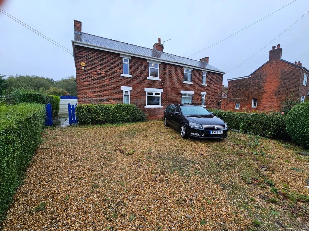 Property photo 1 of 18 Front