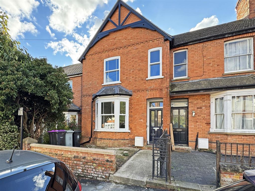 Property photo 1 of 15 Conduit Road, Stamford