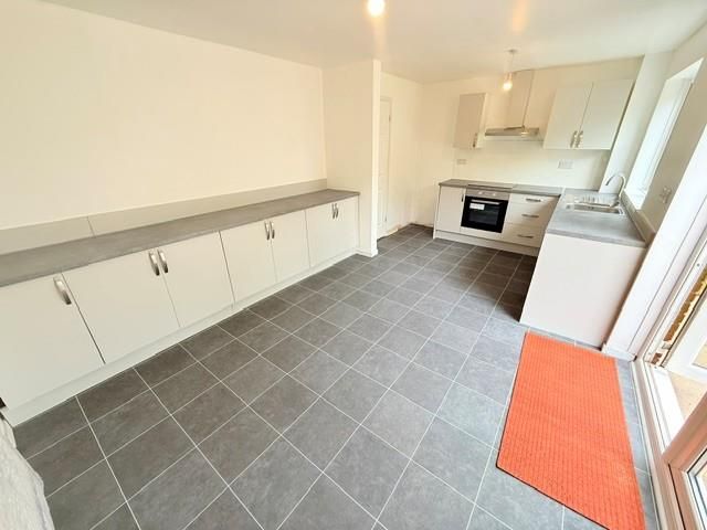 Property photo 3 of 17 4.Jpg
