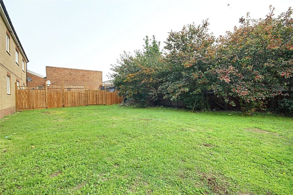 Property photo 2 of 9 Picture No. 01