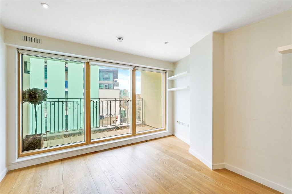 Property photo 2 of 14 Picture No. 04