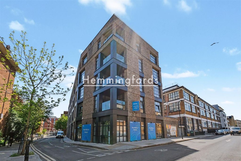 Property photo 2 of 14 Bracklyn Street N1-15.Jpg