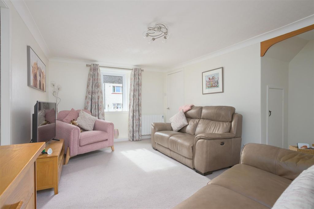 Property photo 3 of 23 S003.Jpg