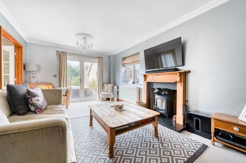 Property photo 2 of 22