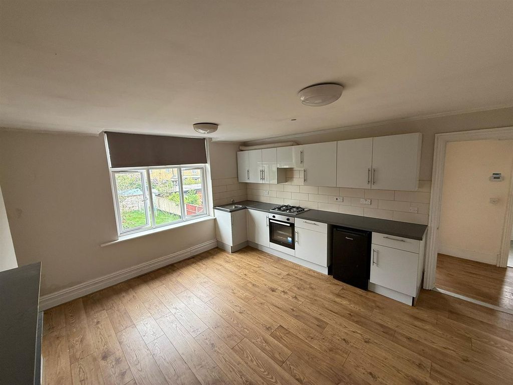 Property photo 1 of 4 Kitchen Living Room.Jpg