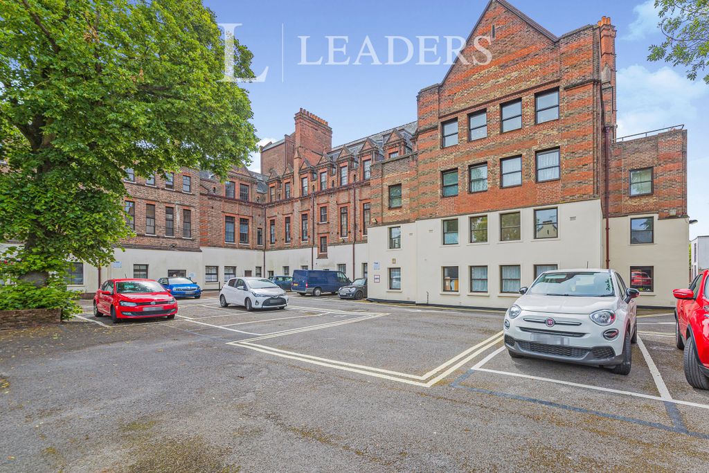 Property photo 1 of 14 56Eb633d-F070-44F7-B