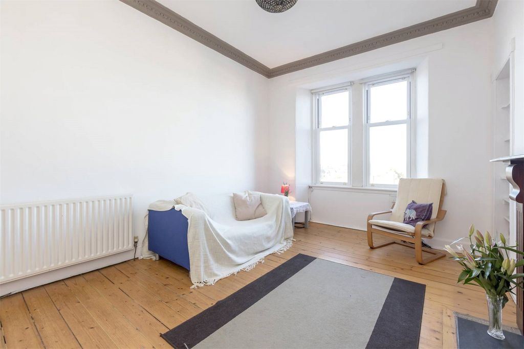 Property photo 3 of 20 Picture No. 07