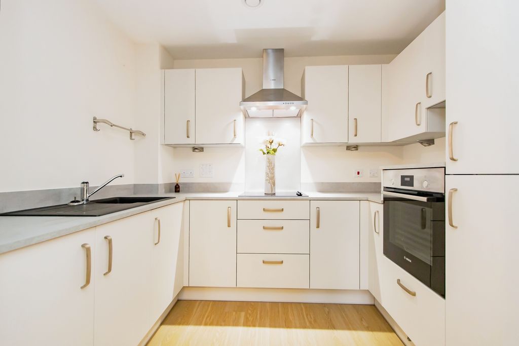 Property photo 2 of 17 Photography