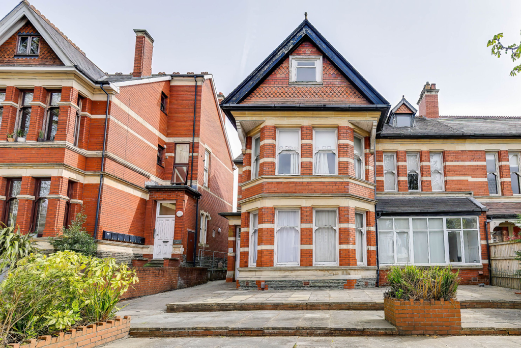 Property photo 1 of 16