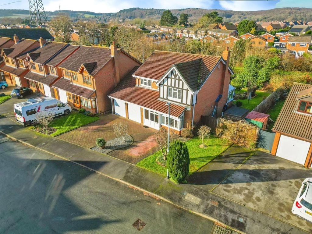 Property photo 2 of 22 11Longleatdrone3Of3.Jpg