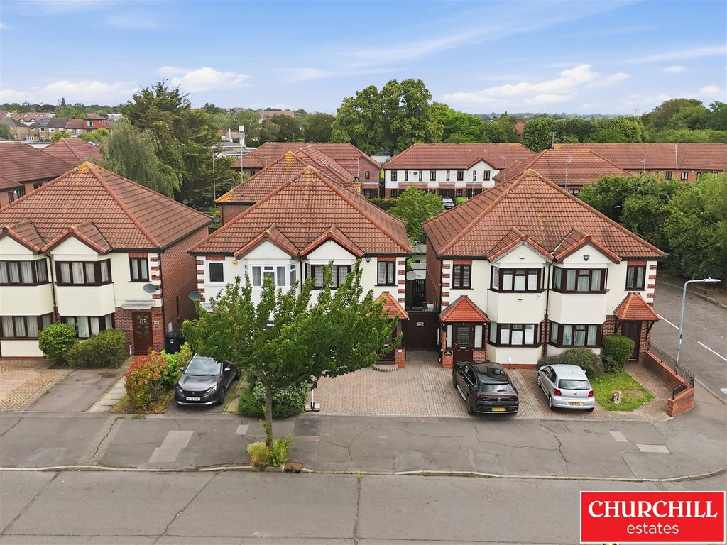 Property photo 2 of 23
