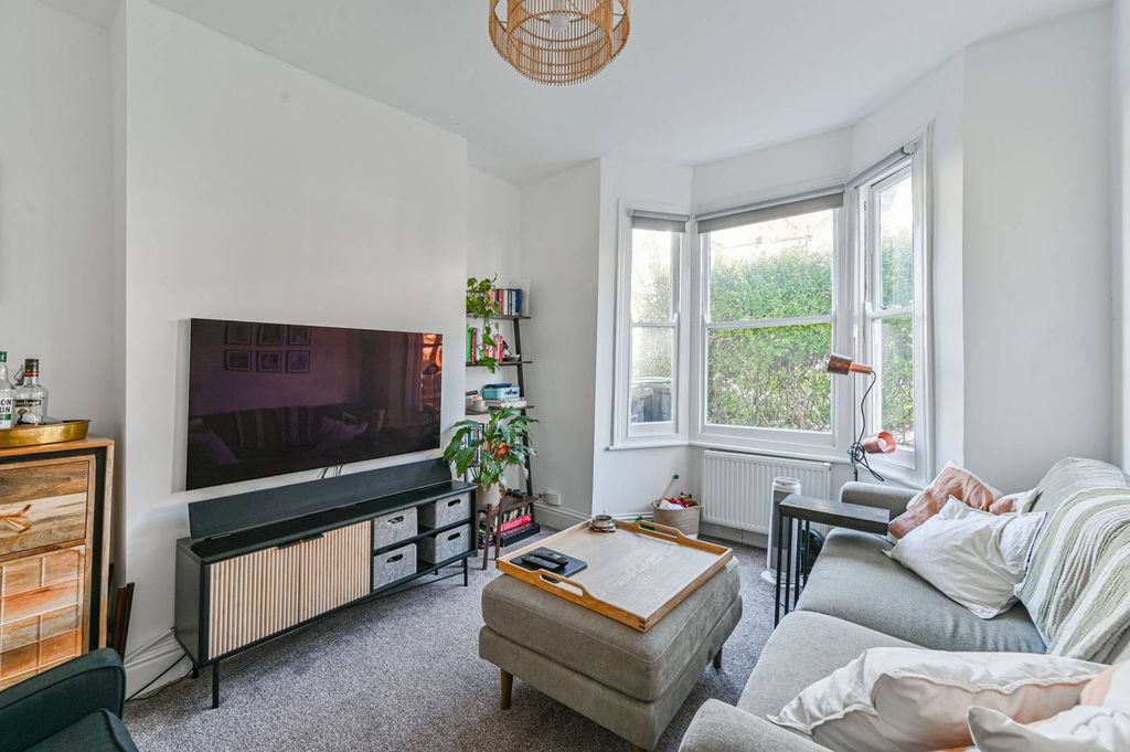 Property photo 1 of 22