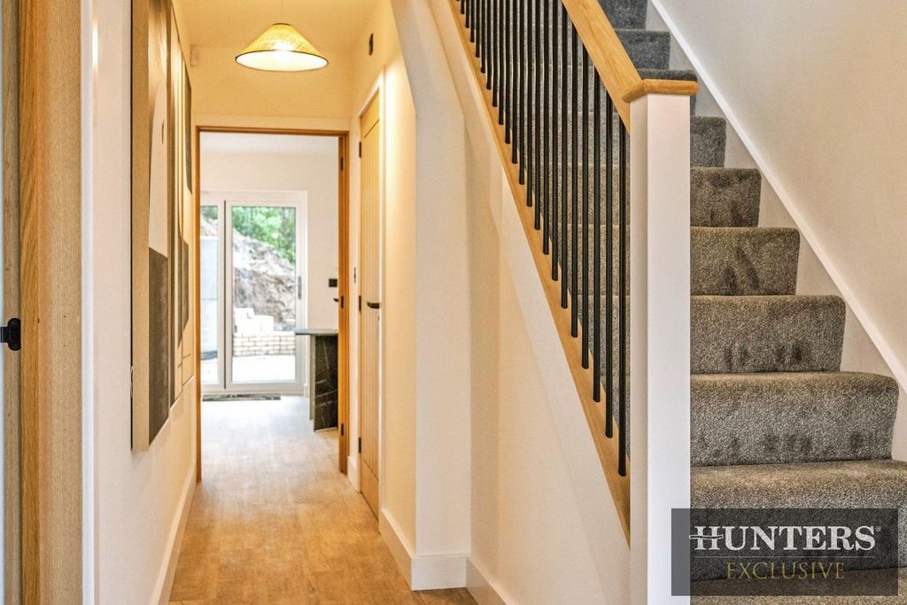 Property photo 3 of 44 88516323-Dsc_6192.Jpg