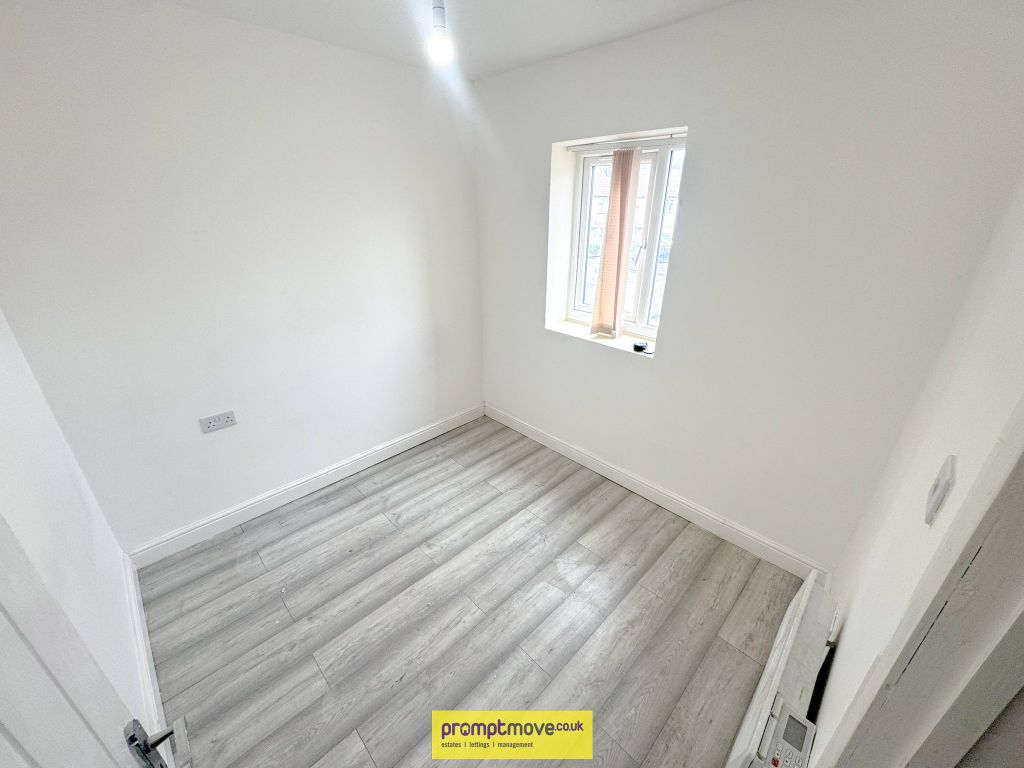 Property photo 1 of 3 Na