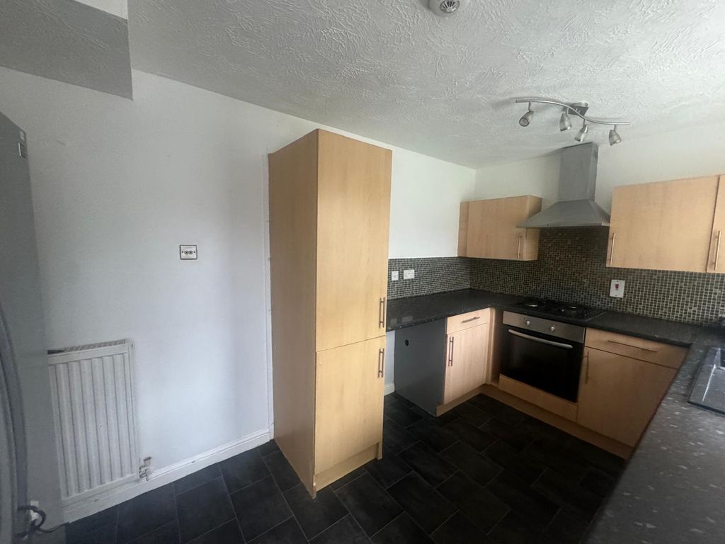 Property photo 3 of 13 Image