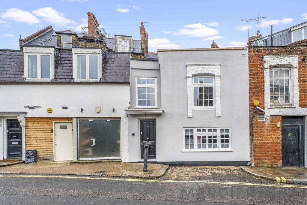 Property photo 3 of 14 Photo 14