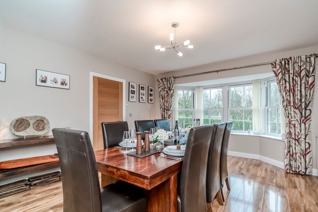 Additional image 11 of 6 bed detached house for saleFarington Lodge Gardens, Farington PR25
