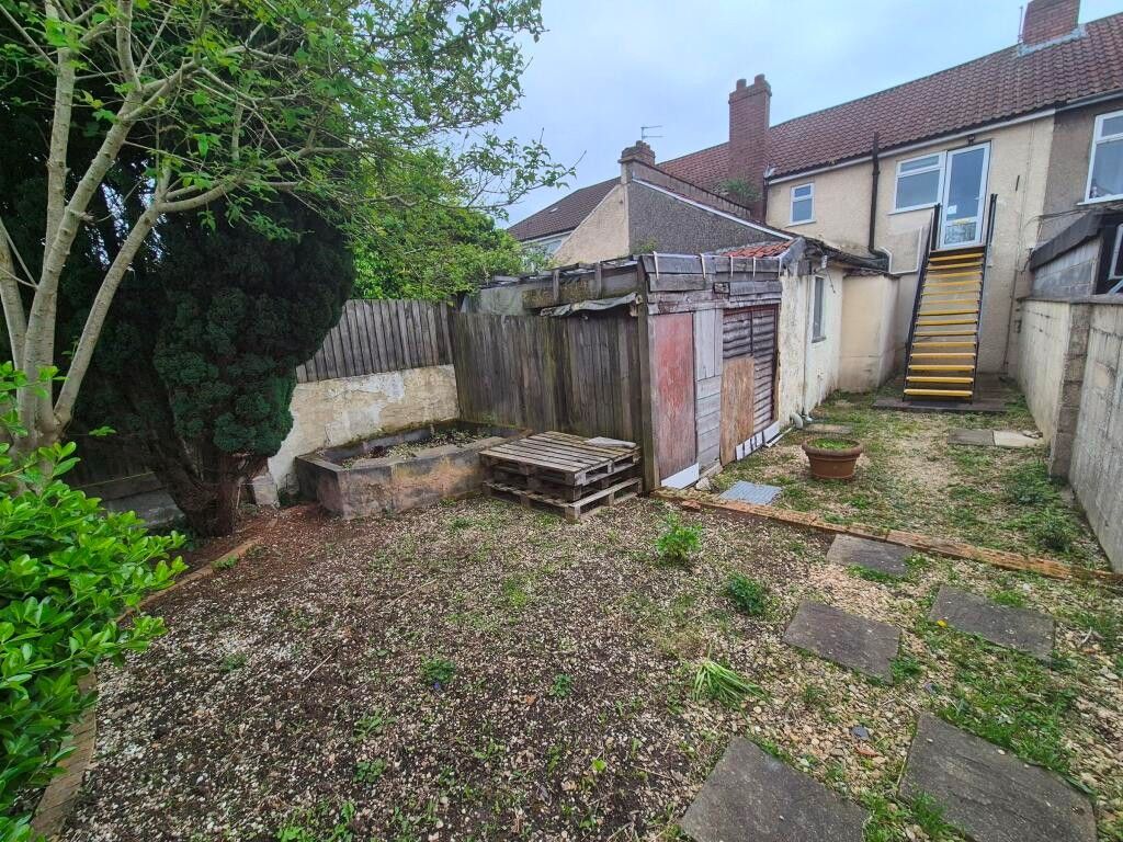 Property photo 1 of 11