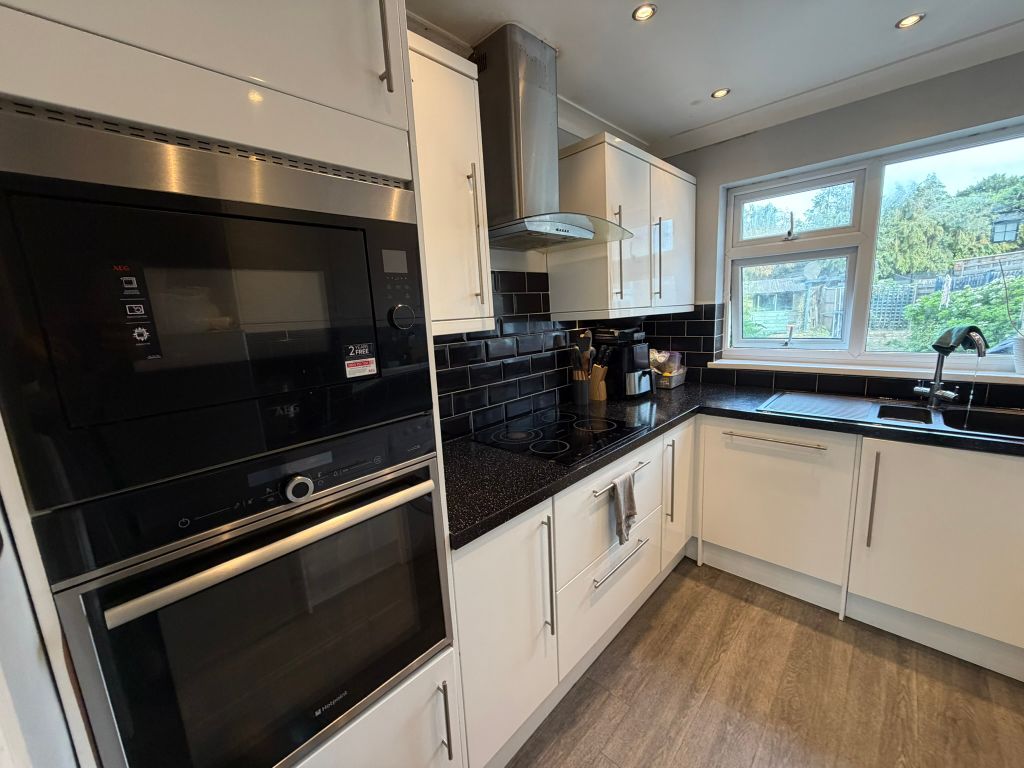 Property photo 2 of 24