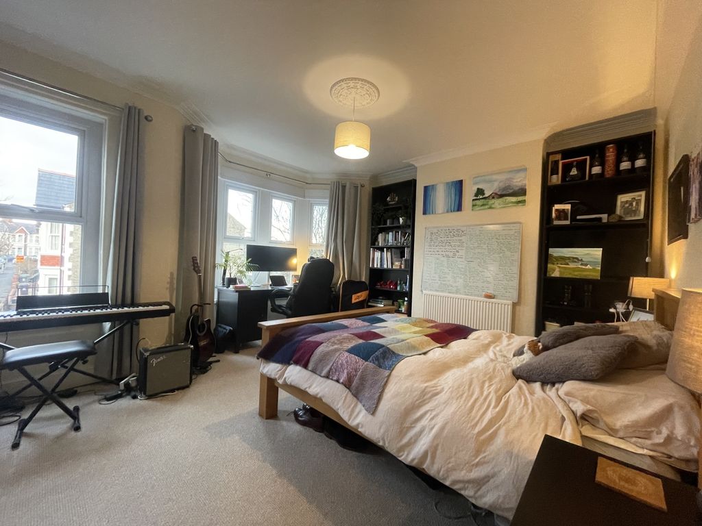 Property photo 3 of 10 Img_6090