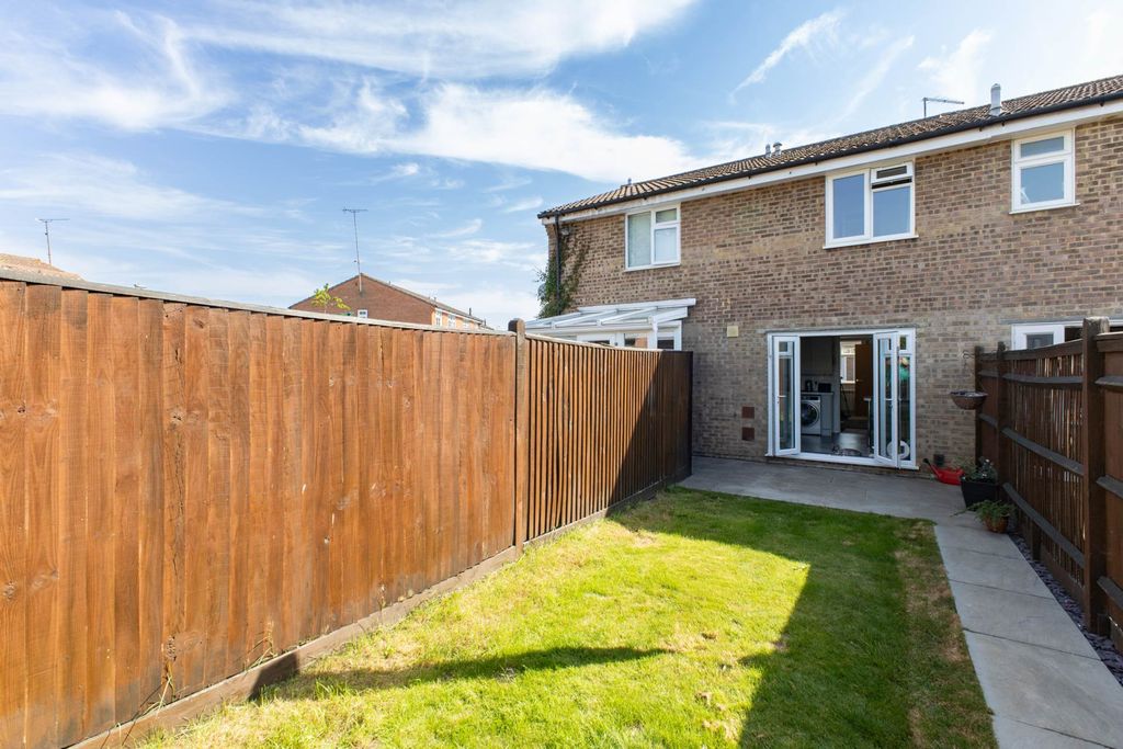 Property photo 2 of 12