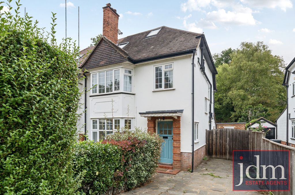 Property photo 1 of 9 19B3Fcf6-588c-438...