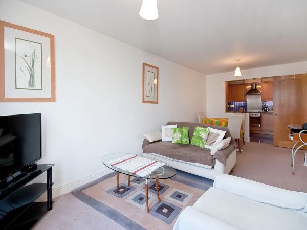 Property photo 3 of 8 Picture 3