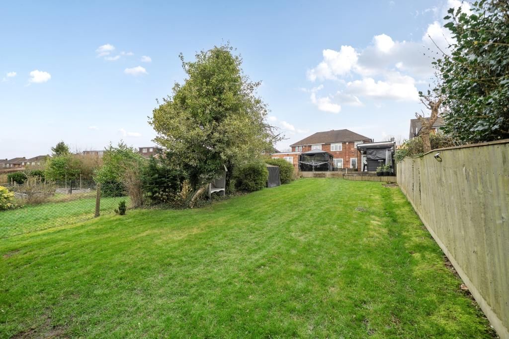 Property photo 3 of 26 Garden