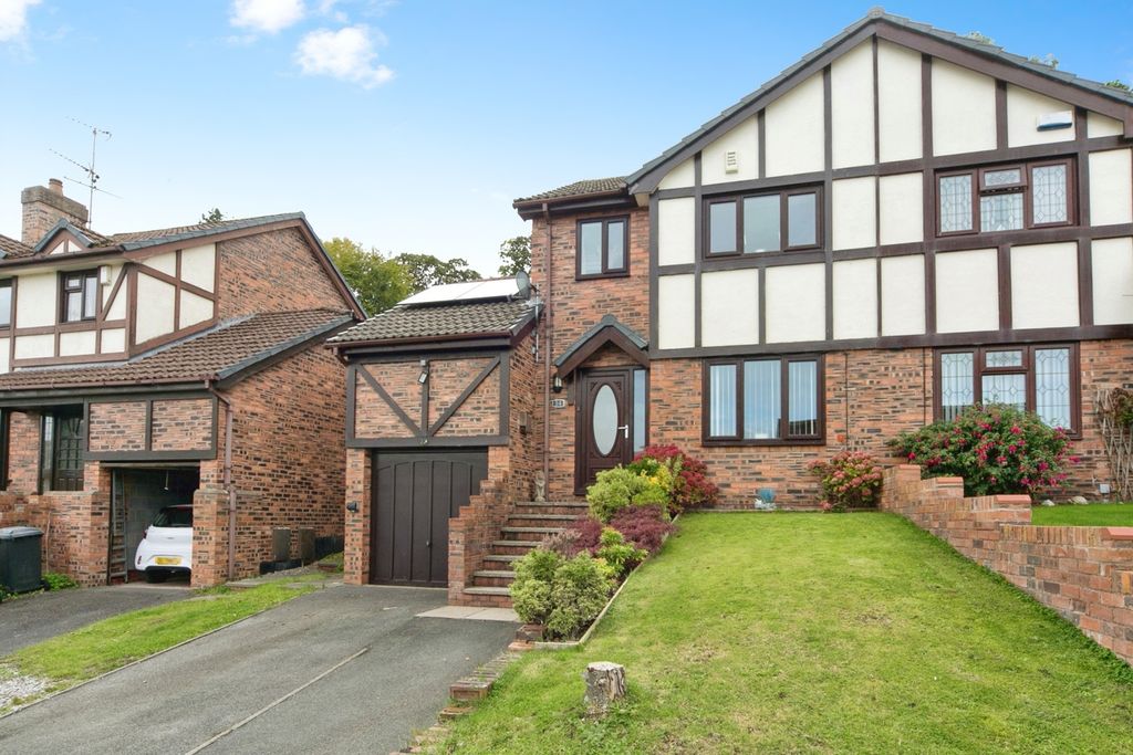 Property photo 1 of 15 Photo