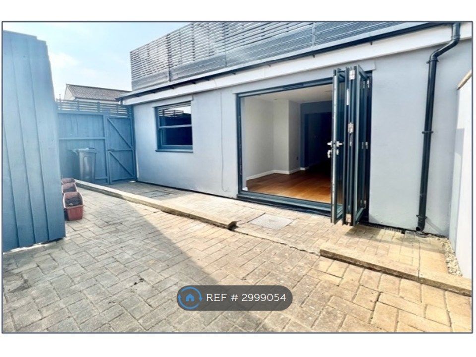 Property photo 2 of 19 Outdoor Space