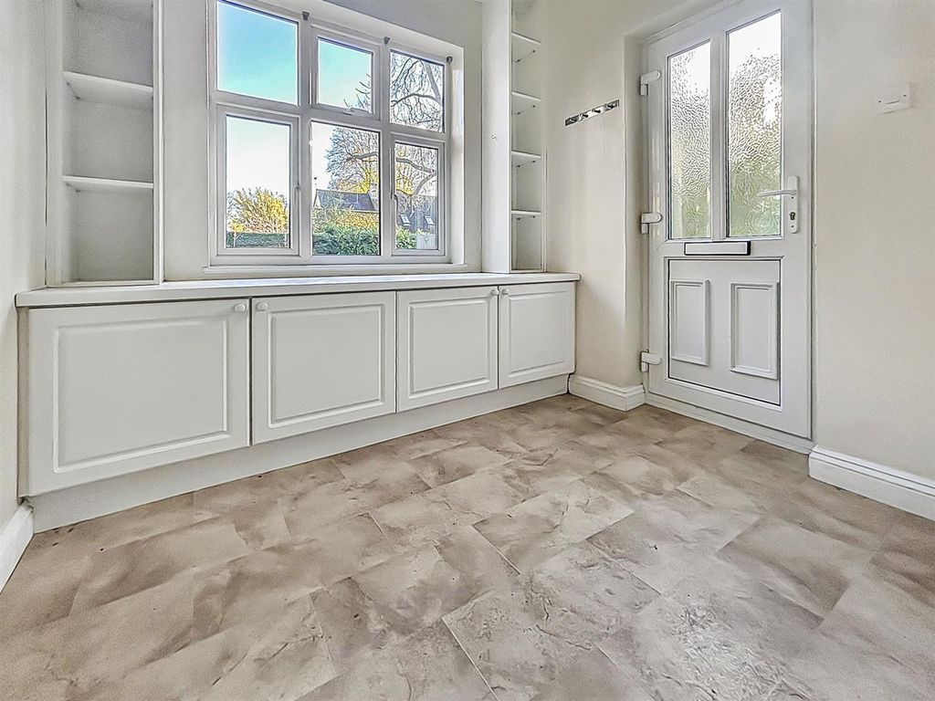 Property photo 3 of 17 27_69084.Jpg