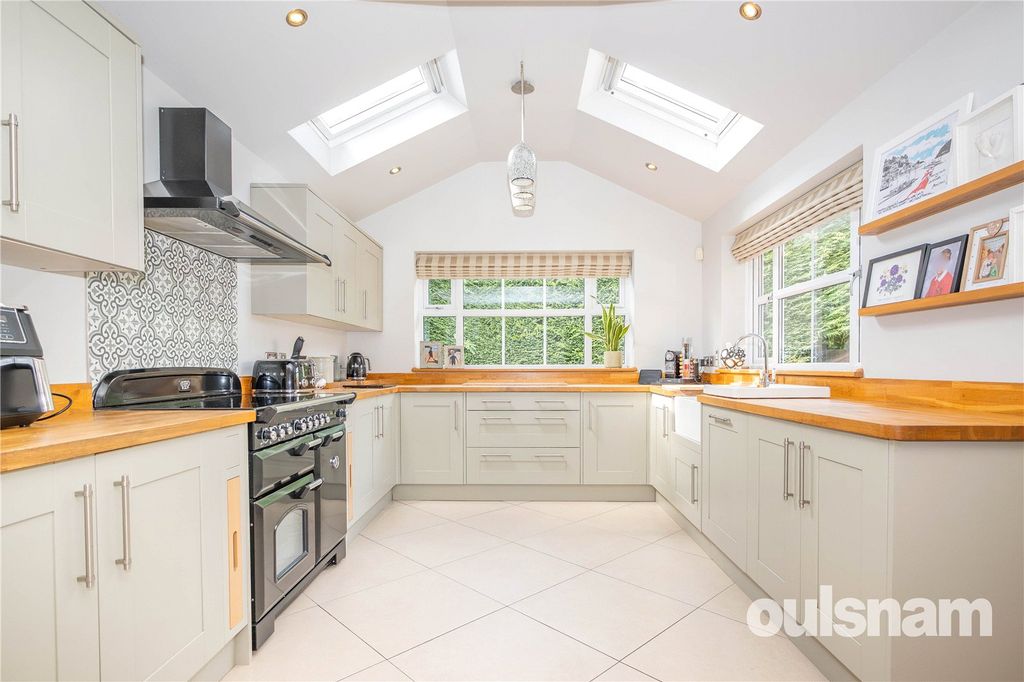 Property photo 3 of 33 Picture No. 09