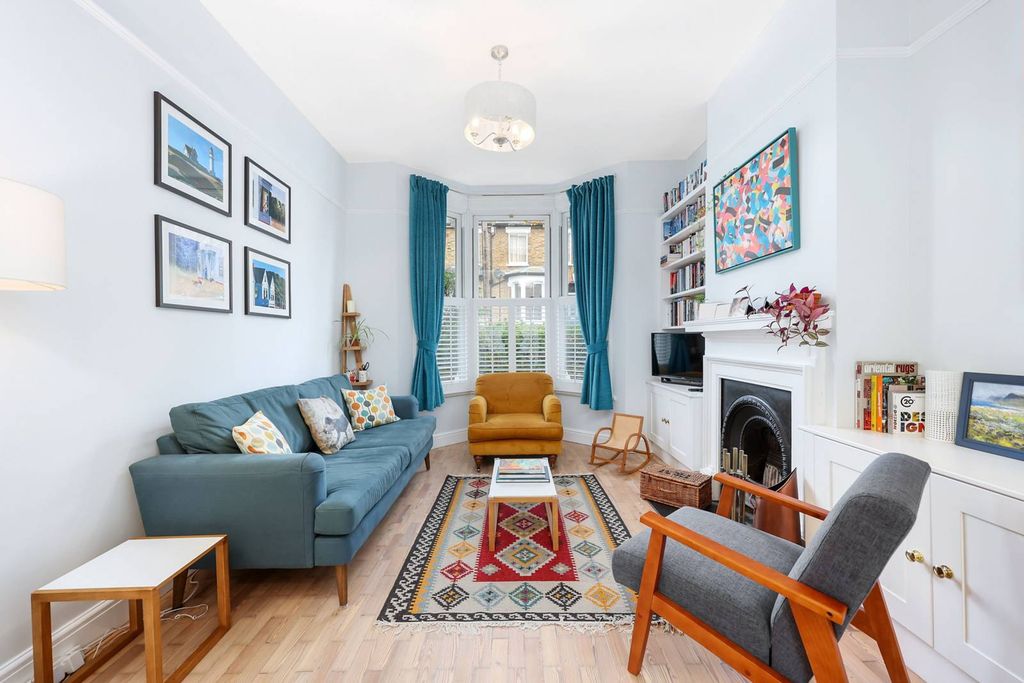 Property photo 1 of 16