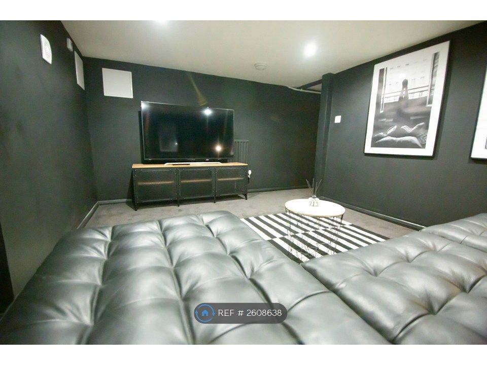 Property photo 3 of 10 Cinema Room 3