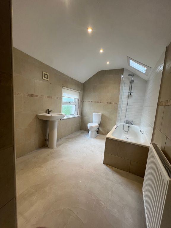 Property photo 3 of 4
