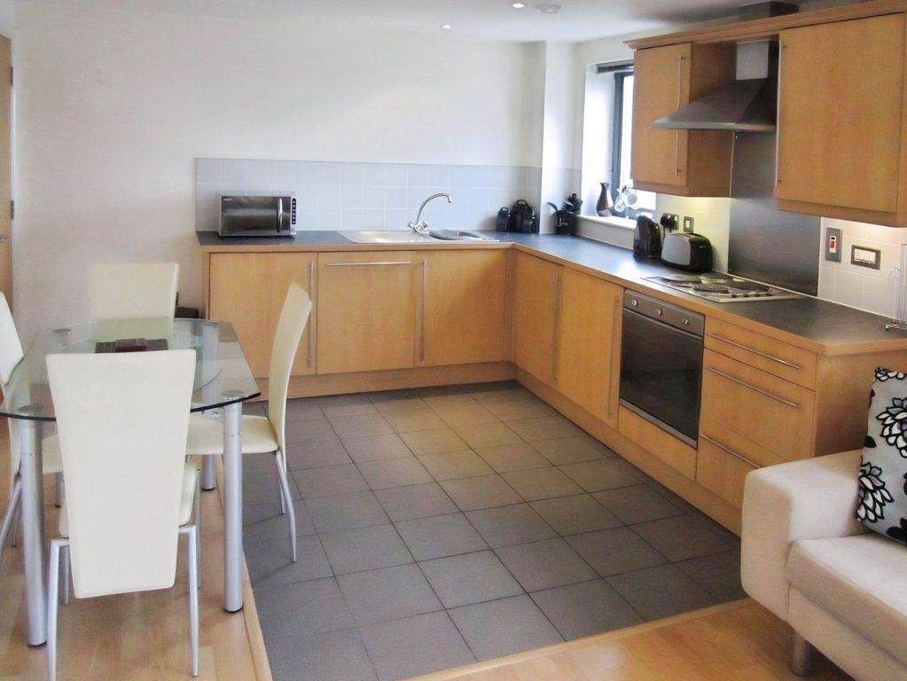 Property photo 3 of 8 Picture No. 12