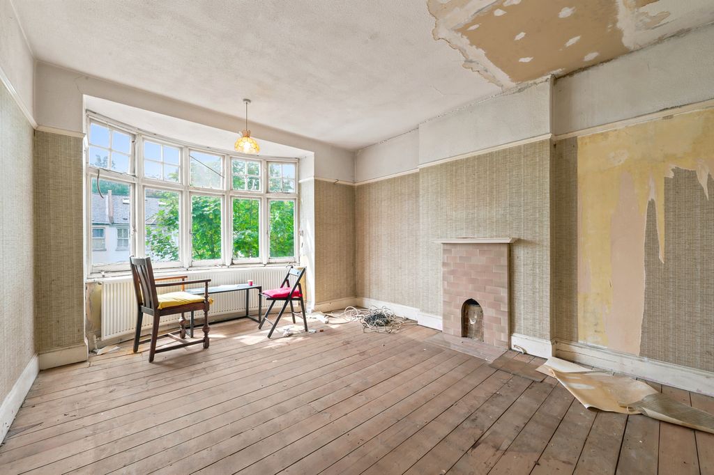 Property photo 2 of 10 Picture No. 04
