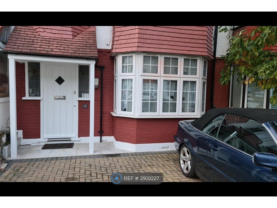 Property photo 1 of 28
