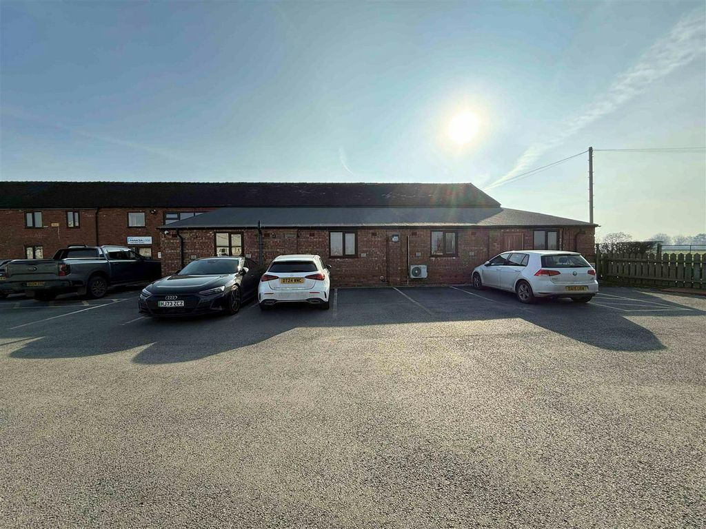 Property photo 1 of 9 1.Jpg