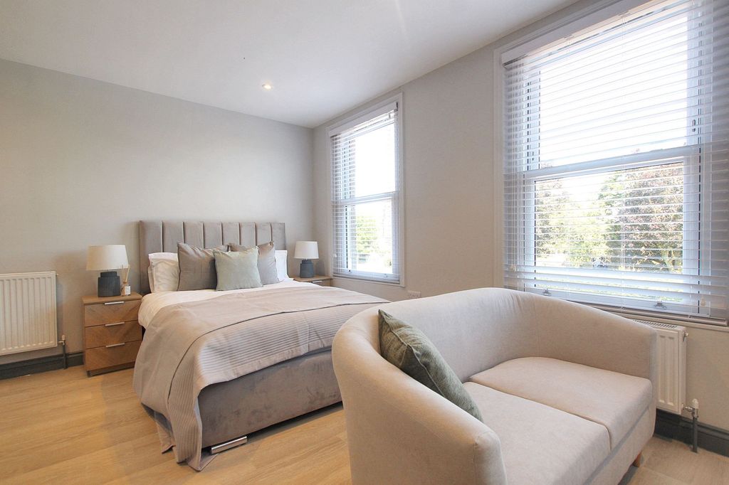 Property photo 2 of 15 Photo 10