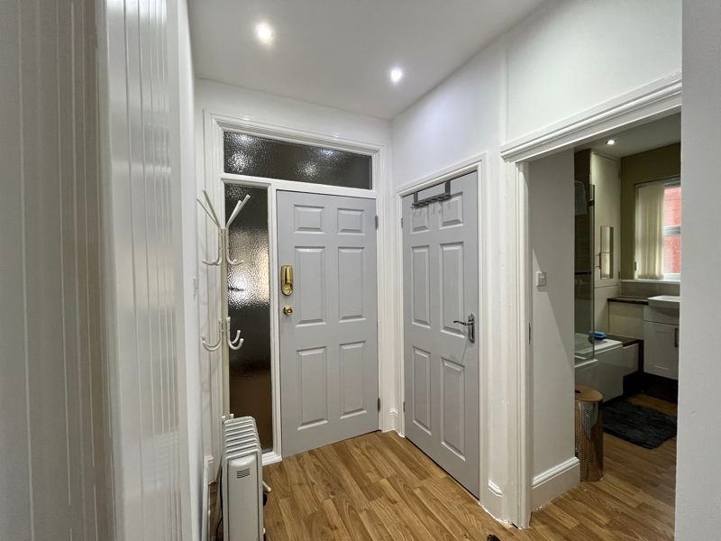 Property photo 1 of 10 Photo 17