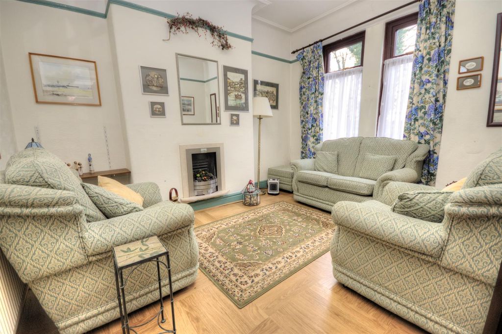 Property photo 2 of 16 Dsc_2189_Enhancer.Jpg