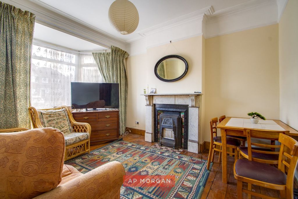 Property photo 2 of 13 Picture No. 08