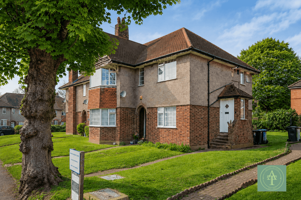 Property photo 1 of 20 2 Bedroom Maisonette For Sale
