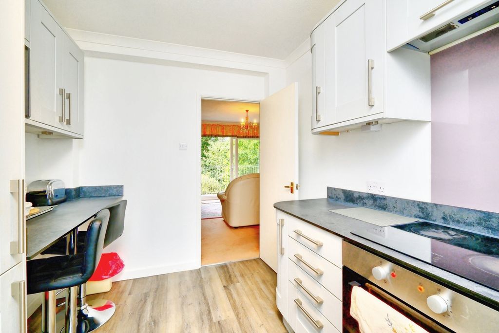 Property photo 3 of 13 Kitchen