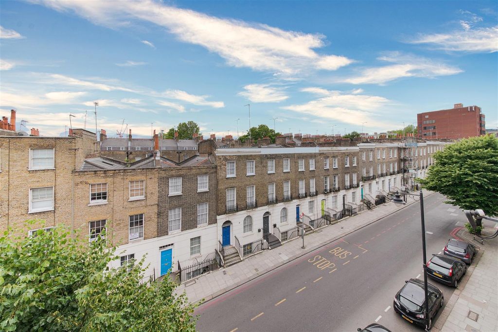 Property photo 2 of 8 Acton Street, N1-1.Jpg