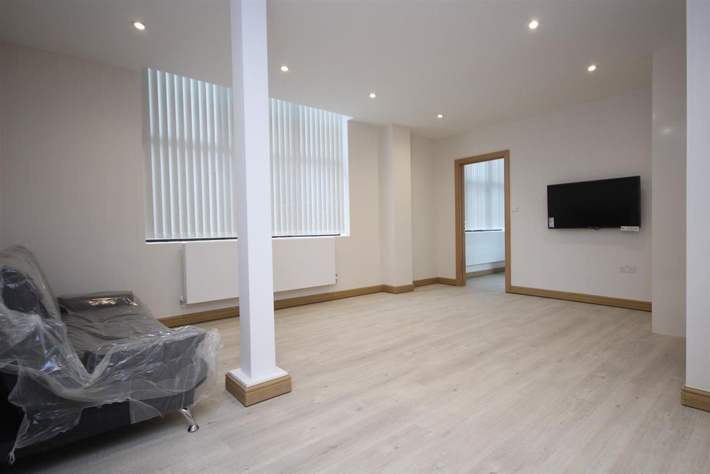 Property photo 1 of 14 108 A.Jpg