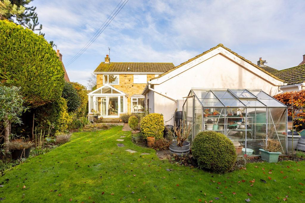 Property photo 2 of 19